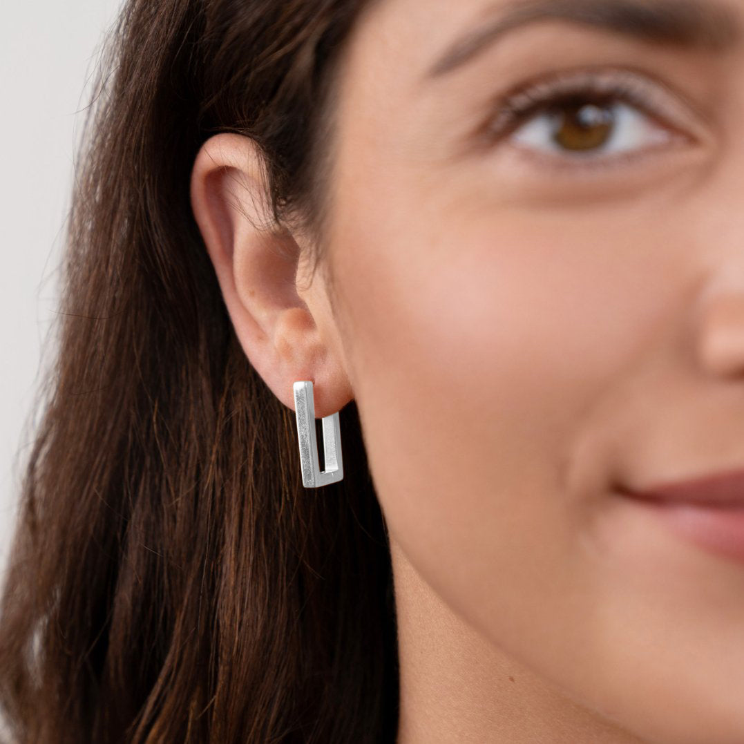 Theia - Boucles d'oreilles Rectangulaires Argentées