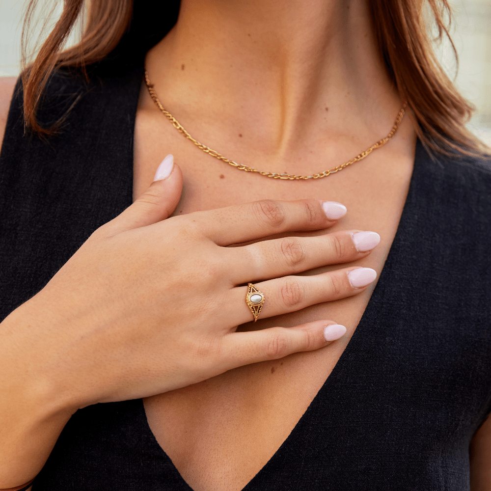 Ophelia – Bague de Perles Vintage Royal