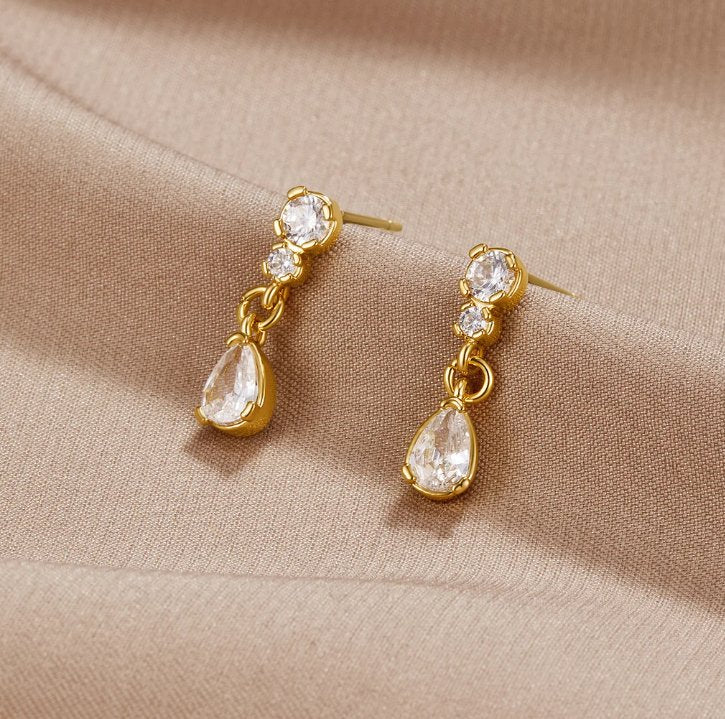 Yarina - Boucles d'oreilles en cristal en forme de goutte