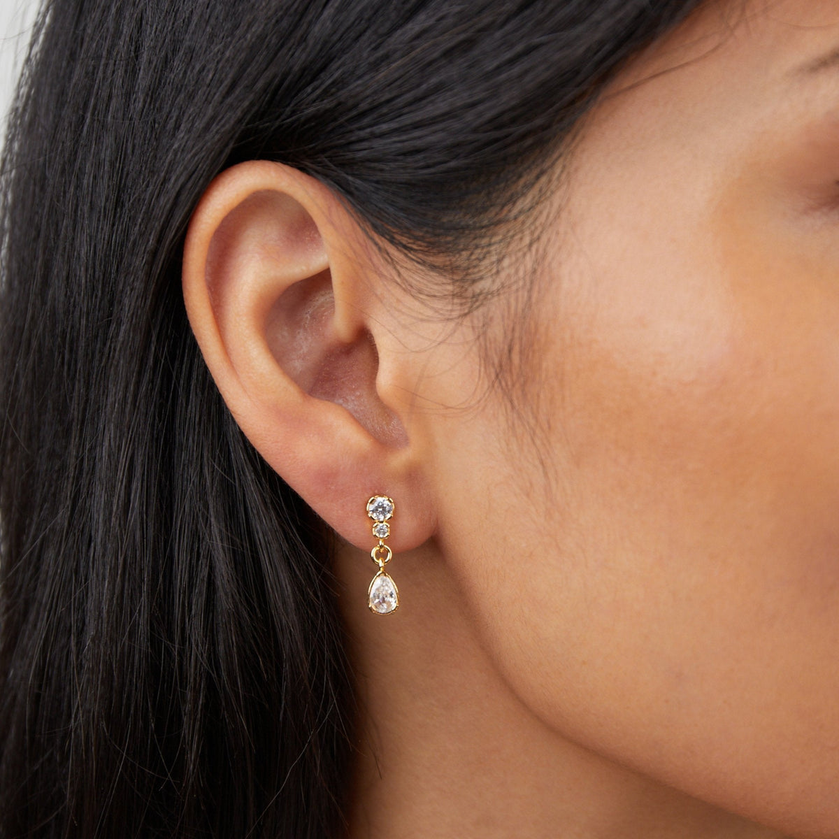 Yarina - Boucles d'oreilles en cristal en forme de goutte